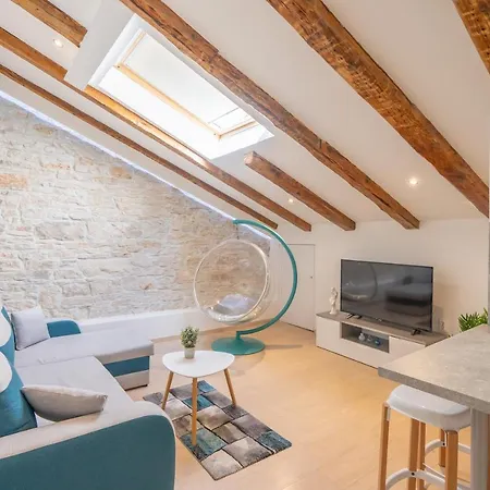 Fran Center * Πούλα