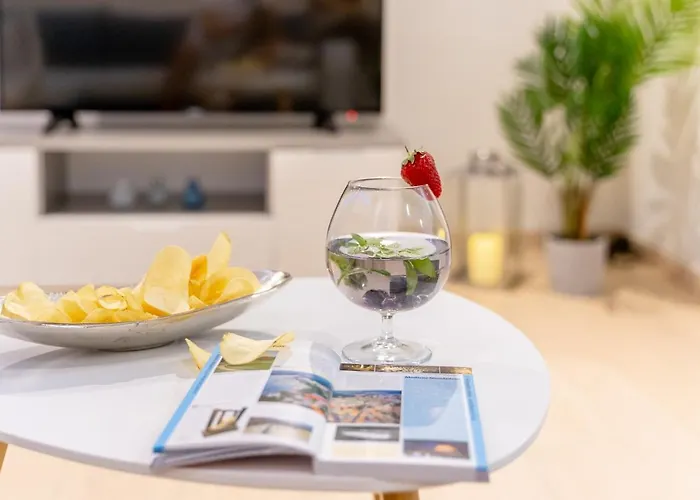 Апартаменти Fran Center Пула