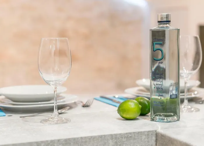 Fran Center Апартаменти