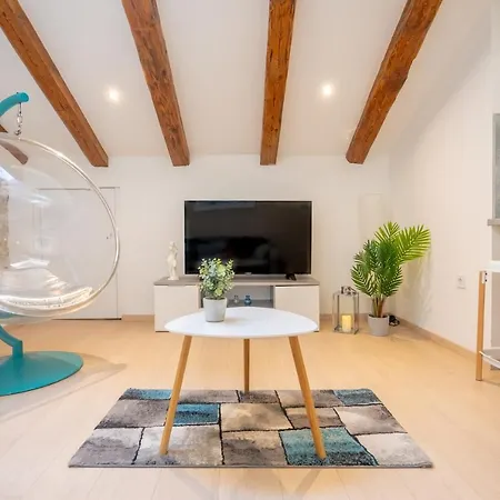 Fran Center Apartment Pula